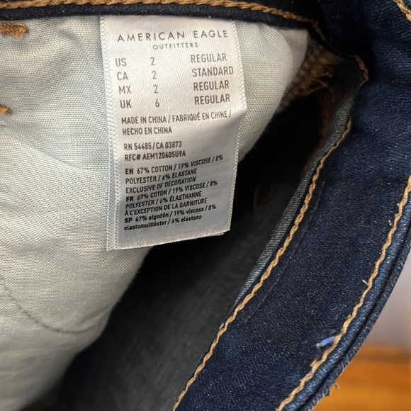 America Eagle Super Hi-Rise Dark blue Ripped Jegging Size 2 Reg - Picture 4 of 8